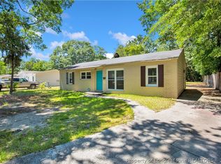 212 Reaves St, Raeford, NC 28376