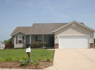 501 Candlestick Ct, Warrenton, MO 63383