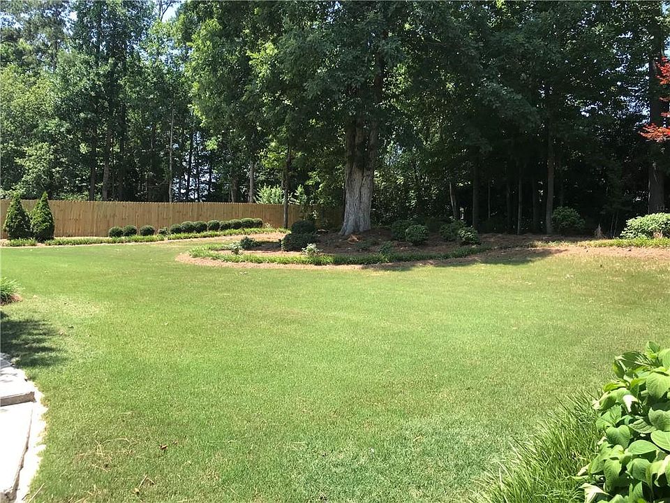 2nd image of 3491 Pinemont Dr