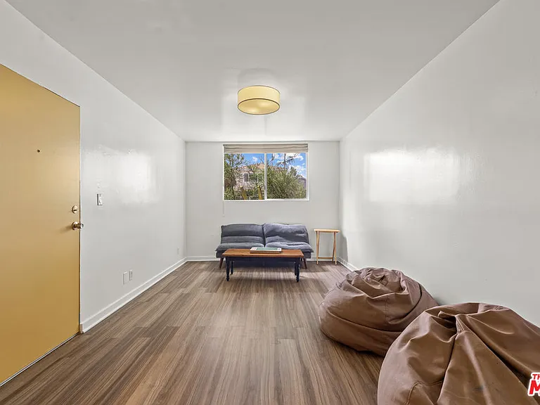 511 Rialto Ave #1 — Photo 8