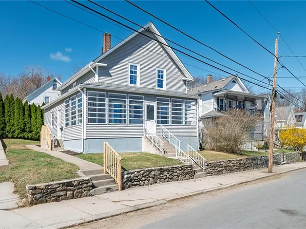 708 3rd Ave, Woonsocket, RI 02895