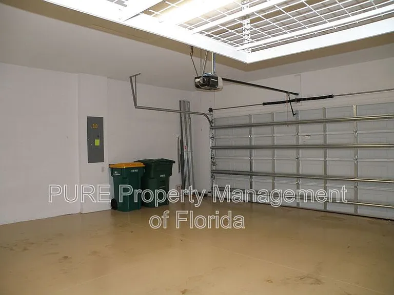 9176 Glenforest Dr — Photo 4