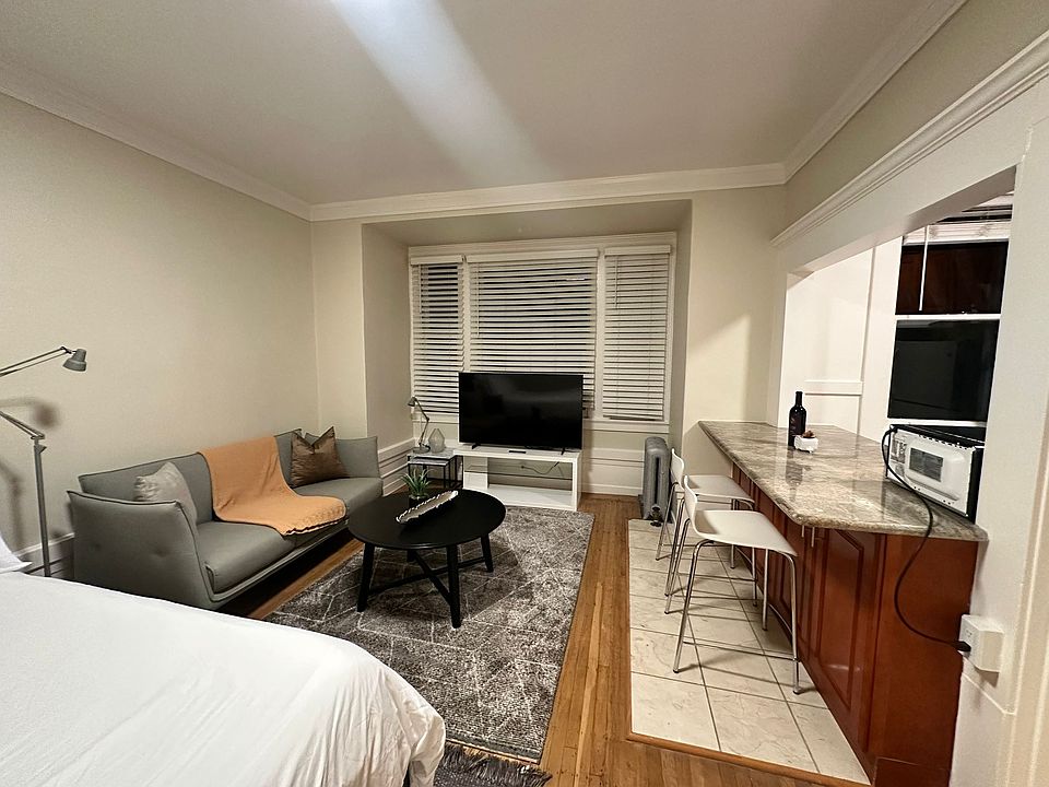 1st image of 721 Bush St #206C
