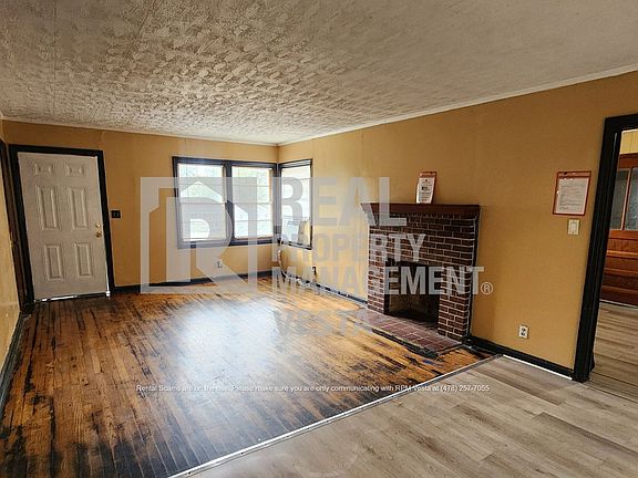2nd image of 2804 Skyline Dr