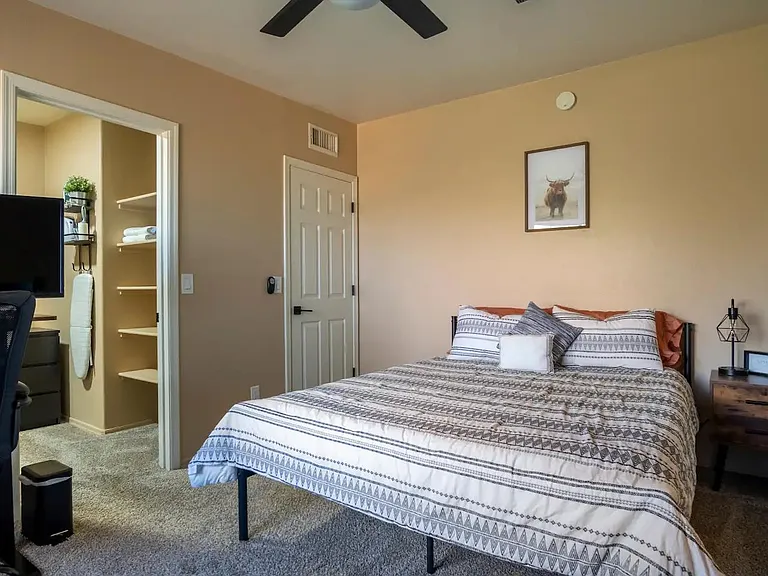 2833 E Vespers Pl — Photo 12