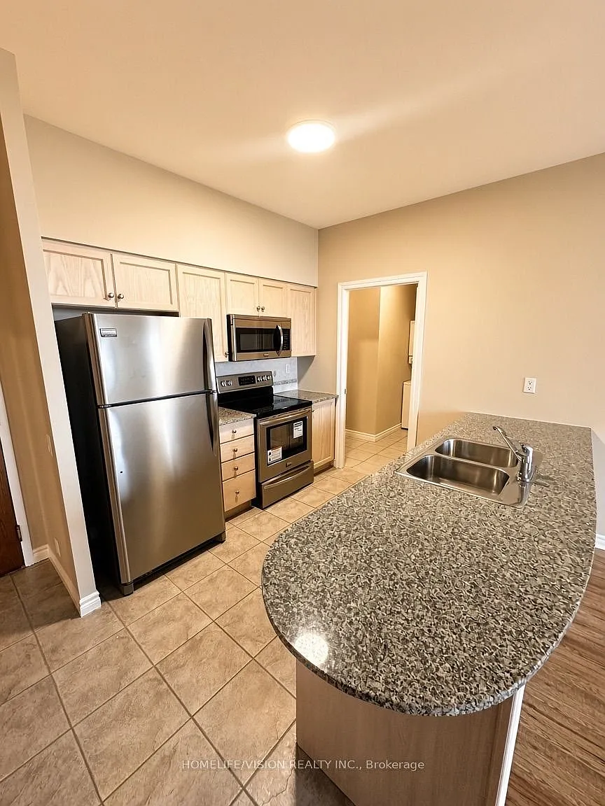 2 bed, $2,900 — Photo 3
