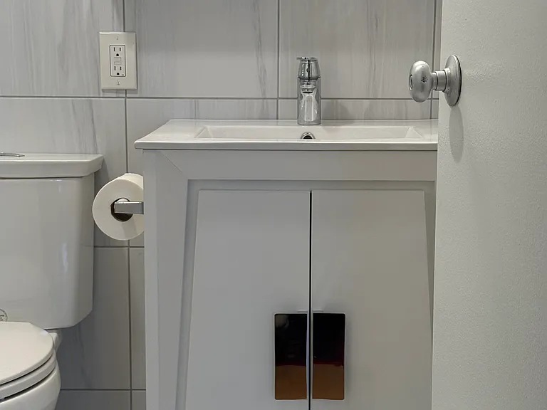 200 Locust St #25E — Photo 12