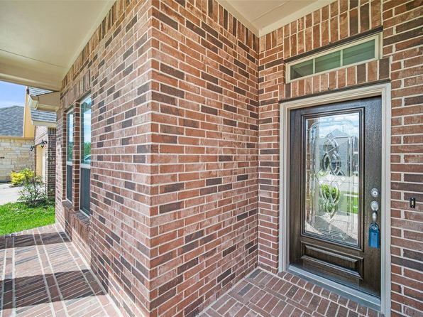 14611 Birchwood Falls Trl, Cypress, TX 77429