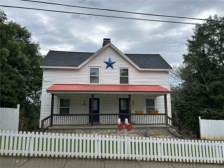 48 Quarry St — Photo 1