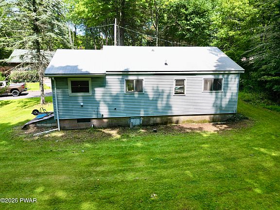 4th image of 110 Meadow Ln