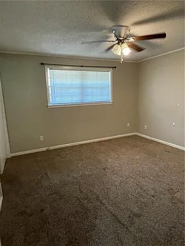 644 Castain Dr — Photo 5