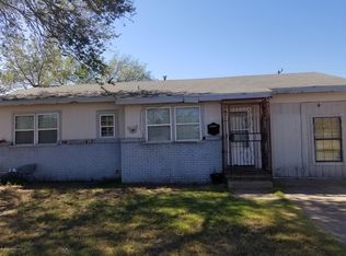 2815 Oak Dr, Amarillo, TX 79107