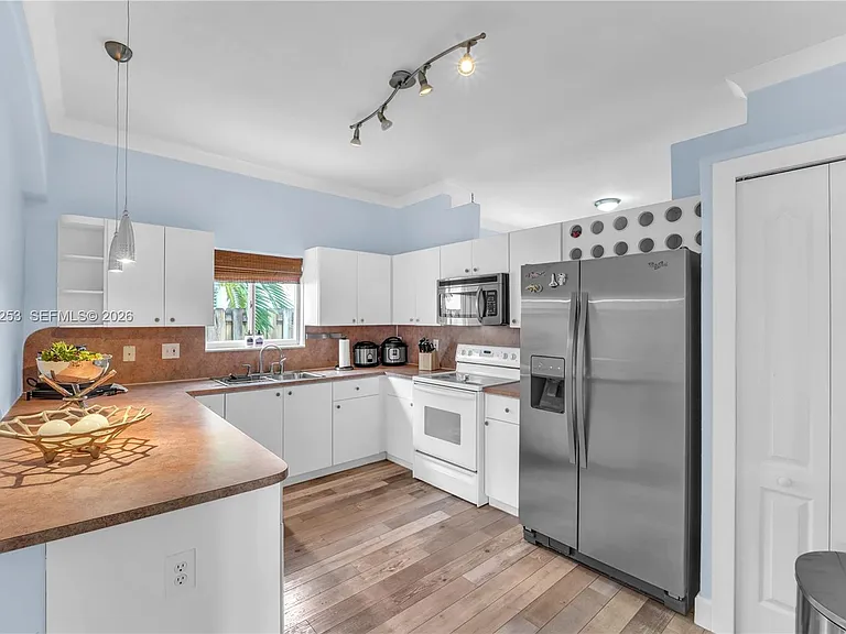 16266 SW 54th Ter — Photo 14