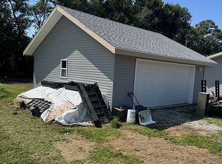 1206 Missouri St, Elwood, KS 66024