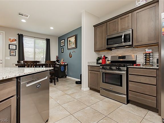 4th image of 9226 Blue Agate St