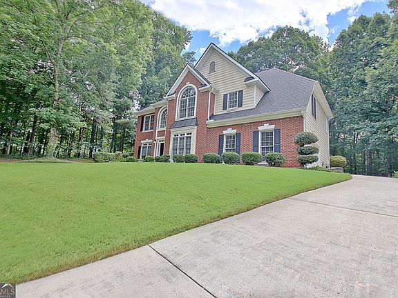 2nd image of 314 Grovewood Ln