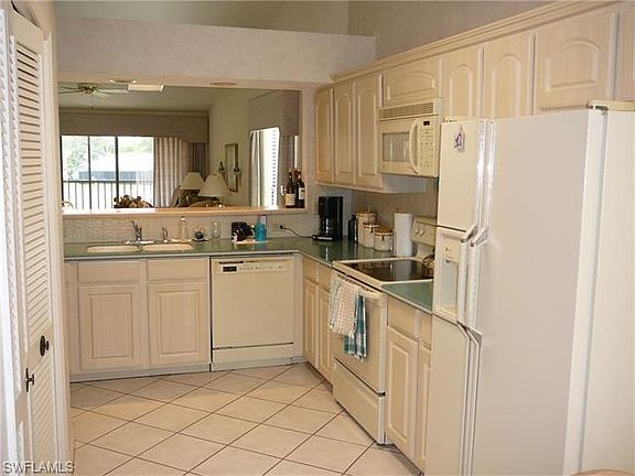 2nd image of 5270 Fox Hollow Dr