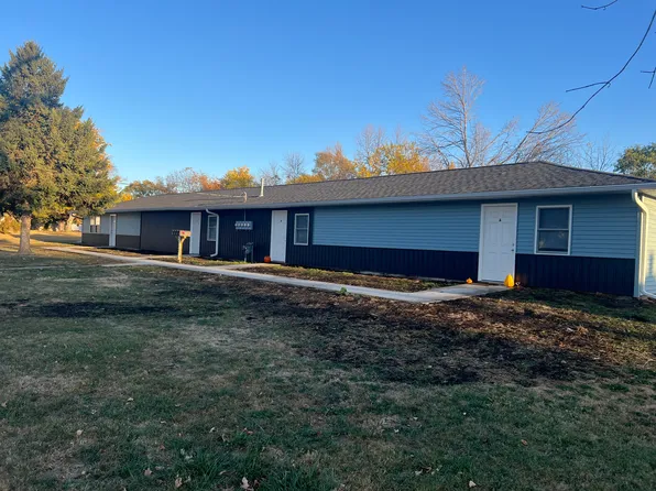 712 Logan Ave #C, Ackley, IA 50601