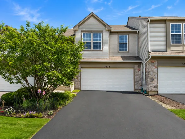 3322 Bromley Ln, Aurora, IL 60502