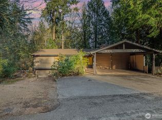 12816 Holiday Dr NE, Kirkland, WA 98034