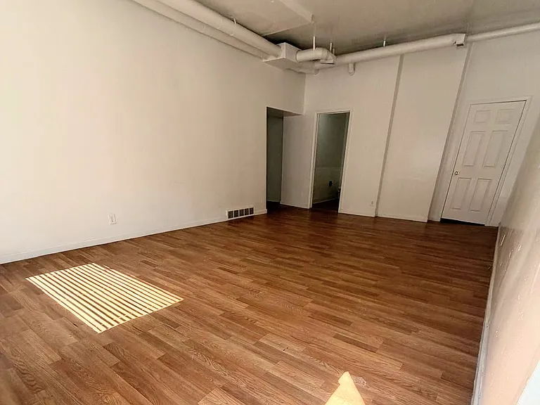 2601 Bellevue Ave #1 — Photo 5