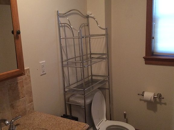 5th image of 21B Spring St