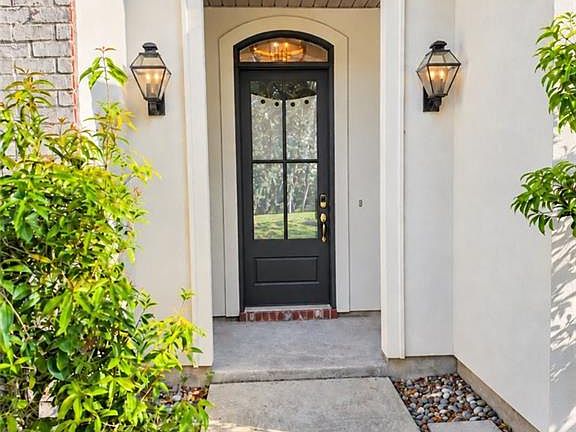 3rd image of 28475 Water Oak Loop