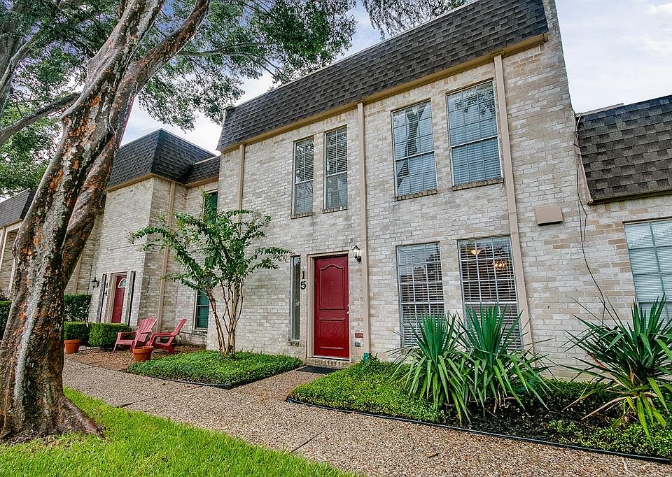 1st image of 15 River Creek Way