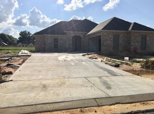 121 Western Ridge Cir, Canton, MS 39046