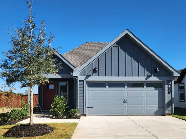 624 Capstone Cir, Granbury, TX 76048