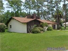 1st image of 2 Brewster Ln