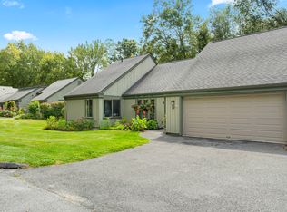12 Heritage Crst #A, Southbury, CT 06488