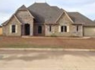 2121 Ranch View Ct, Duncan, OK 73533