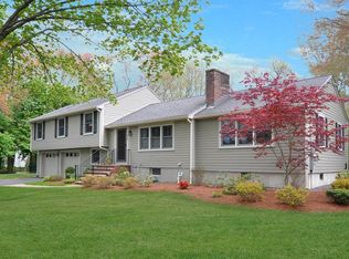 104 Nimrod Dr, Concord, MA 01742