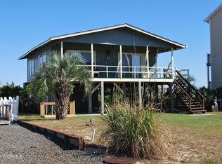 122 Conch St, Holden Beach, NC 28462