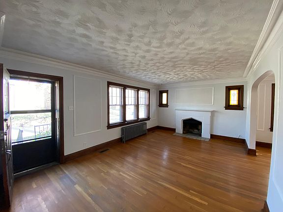 3rd image of 7732 Gannon Ave #1F