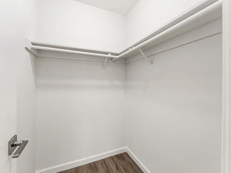 2522 T St #5 — Photo 17