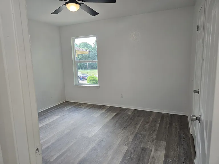 601 County Road 3721 — Photo 6