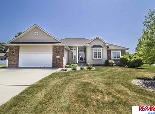 2749 Sunburst St, Fremont, NE 68025
