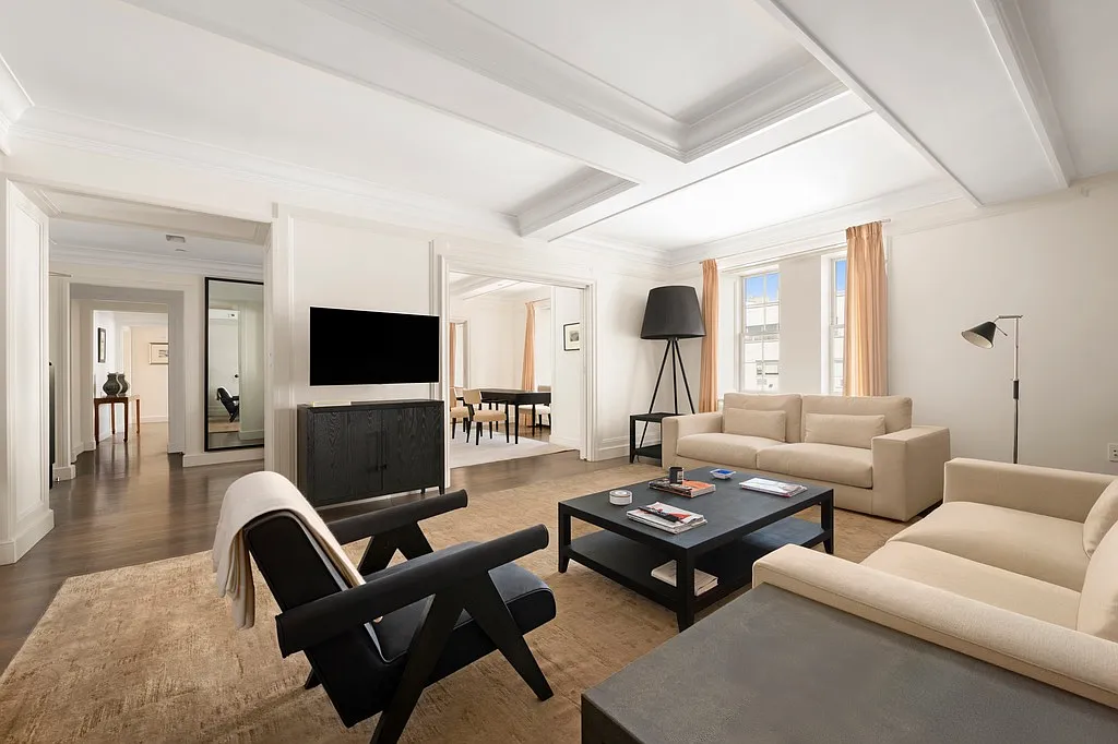 25 East 77th Street — Photo 1