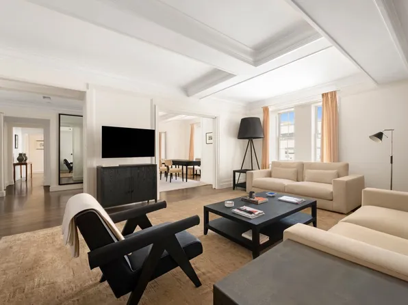 25 E 77th St #1503, New York, NY 10075