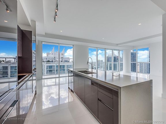 4th image of 1080 Brickell Ave #43
