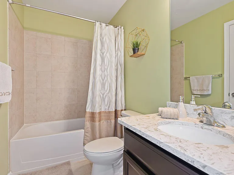 44 Truman Dr — Photo 37