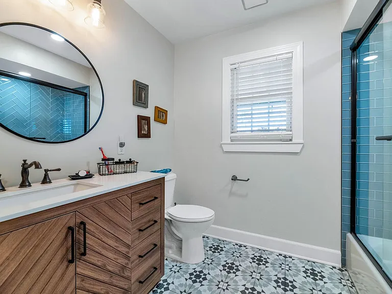 1021 W Encanto Blvd — Photo 18