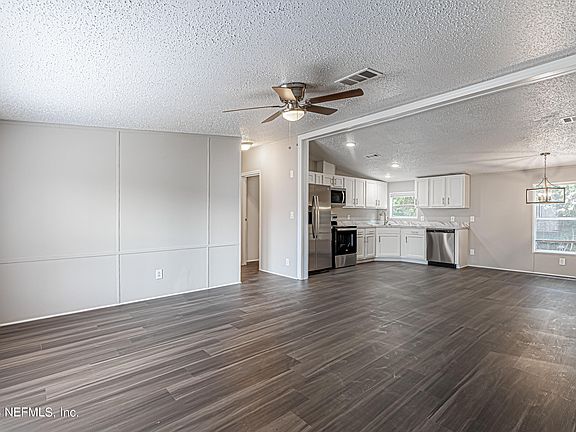 5th image of 3052 W 20TH Street