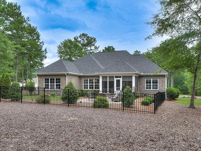 534 Long Shadow Dr — Photo 48