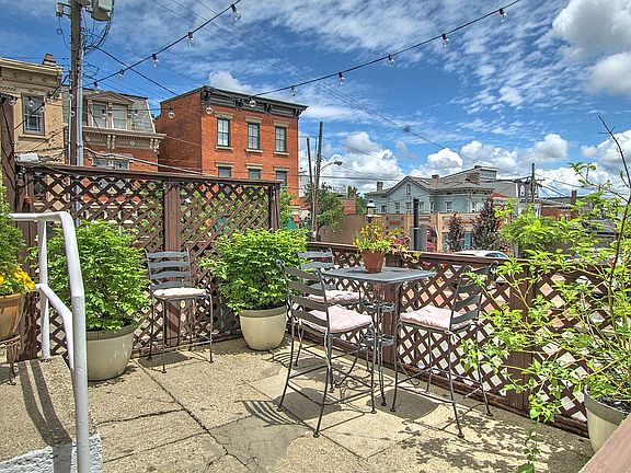3rd image of 1141 Saint Gregory St