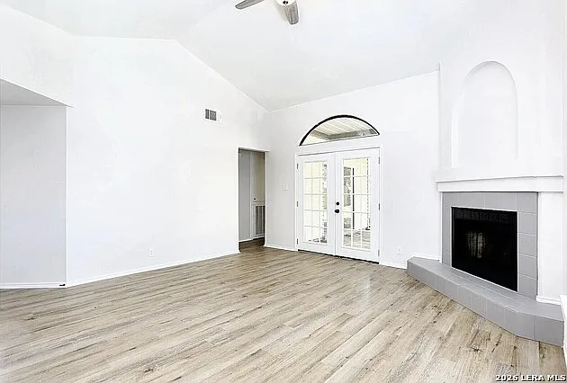 3 bed, 1.0 bath, 1221 sqft, $1,295 — Photo 4