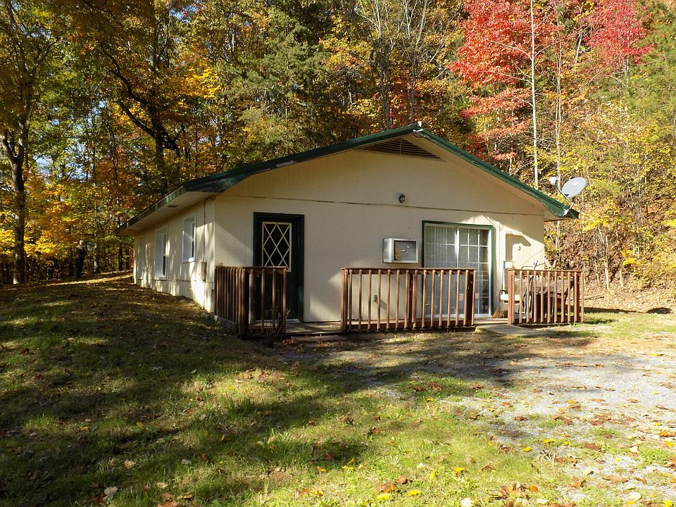 1st image of 332 Beaver Ln