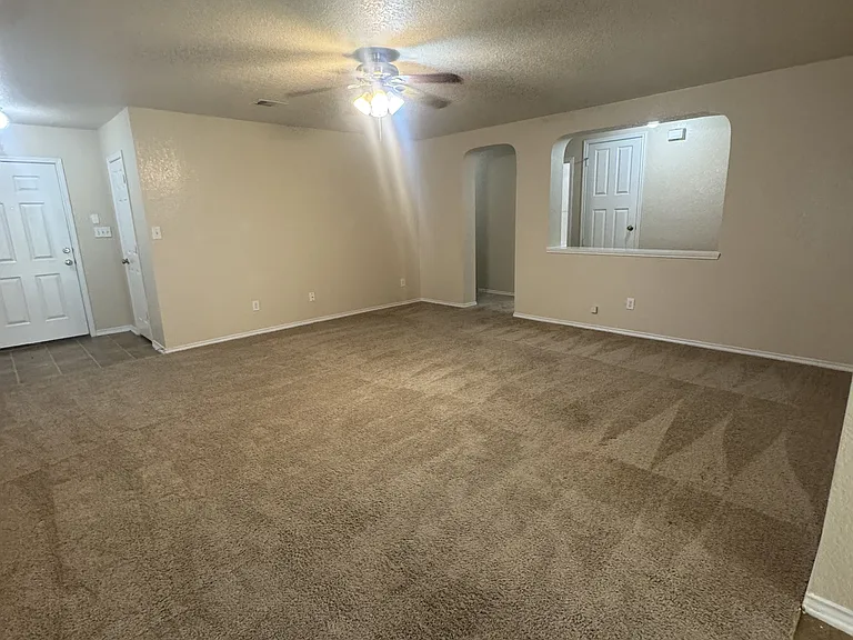 7203 Balcon Is — Photo 3